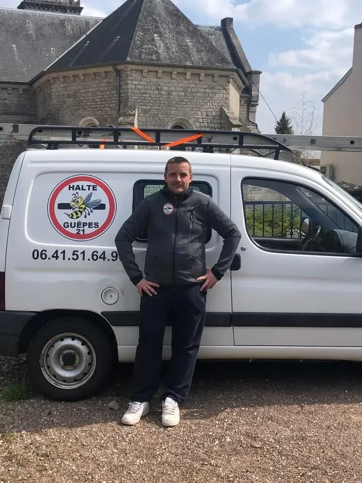 Halte Guêpes 21 (1)webp